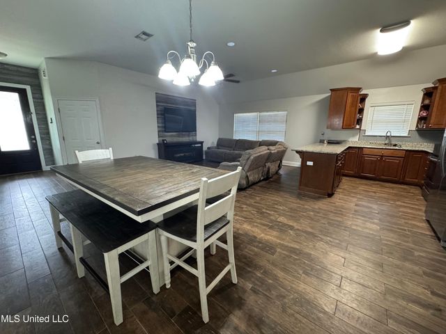 9612 Kini Street, Diamondhead, MS 39525