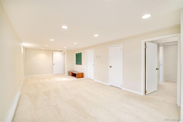 973 S Holland Street, Lakewood, CO 80226