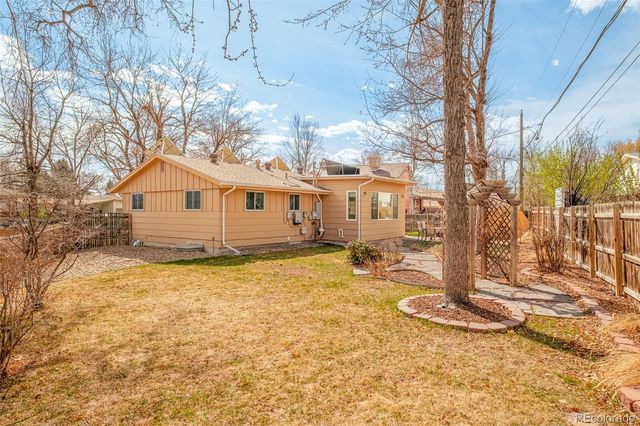 973 S Holland Street, Lakewood, CO 80226