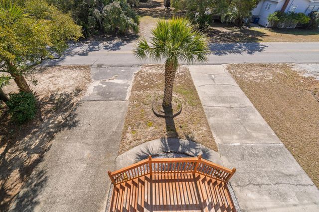 2305 Myrtle Street, Edisto Island, SC 29438