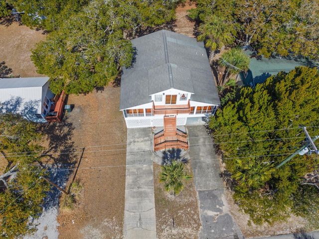 2305 Myrtle Street, Edisto Island, SC 29438