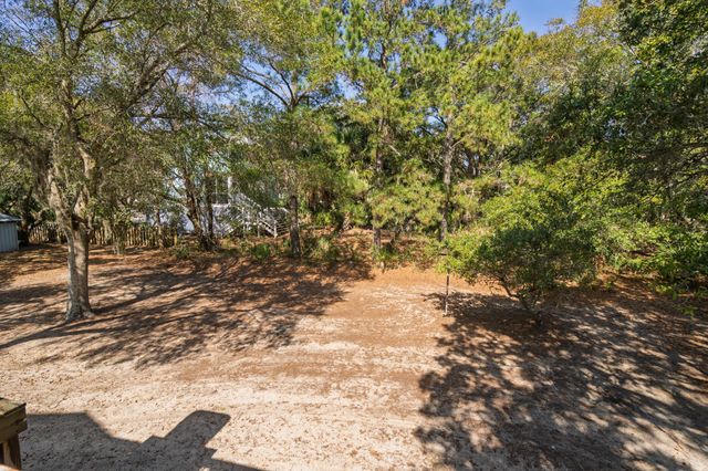 2305 Myrtle Street, Edisto Island, SC 29438