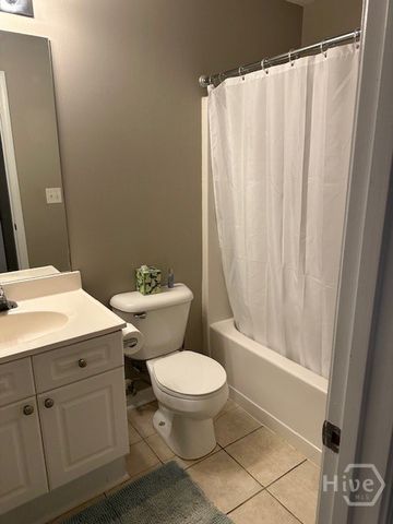 490 Barnett Shoals Road 601, Athens, GA 30605