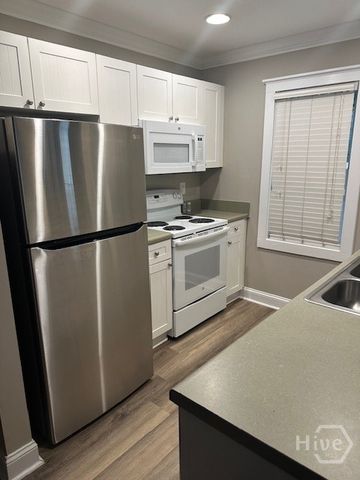 490 Barnett Shoals Road 601, Athens, GA 30605