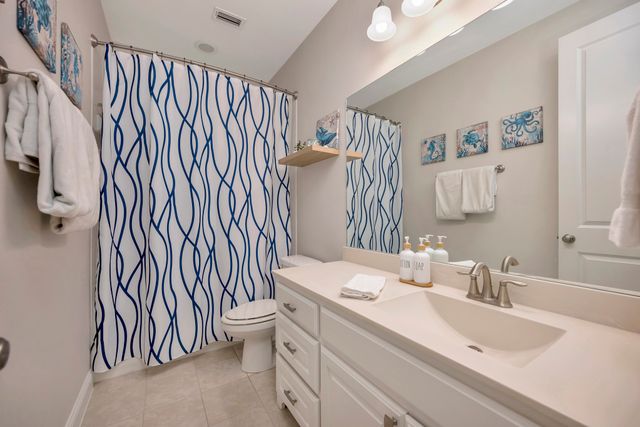 1016 W Bluff Way, Roanoke, TX 76262