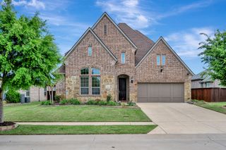 1016 W Bluff Way, Roanoke, TX 76262