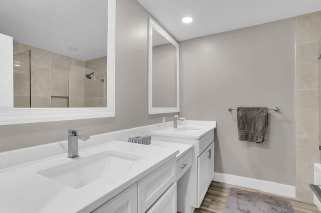 60 Pelican Pointe Drive 201, Delray Beach, FL 33483