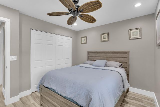 60 Pelican Pointe Drive 201, Delray Beach, FL 33483