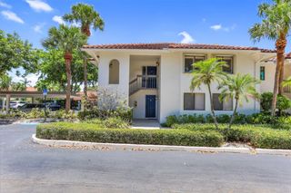 60 Pelican Pointe Drive 201, Delray Beach, FL 33483