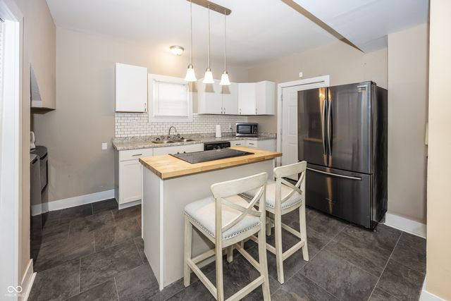 2021 Hillside Avenue, Indianapolis, IN 46218