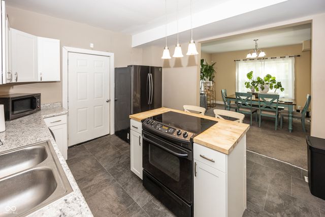 2021 Hillside Avenue, Indianapolis, IN 46218