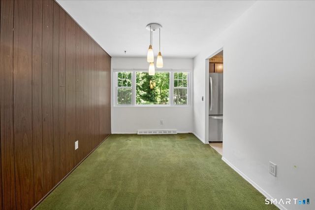 8 Stanwick Circle, Stamford, CT 06905