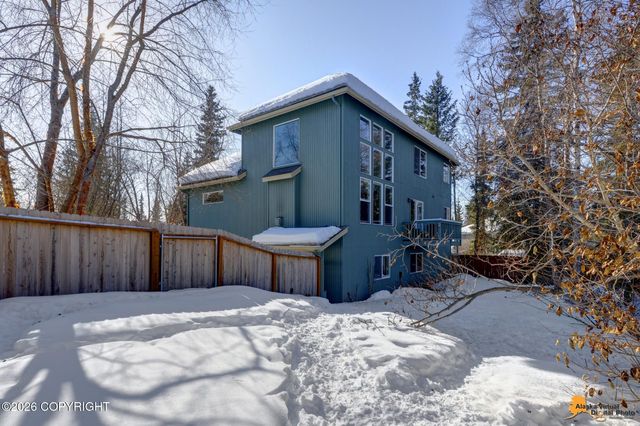 4411 Birch Run Circle, Anchorage, AK 99507