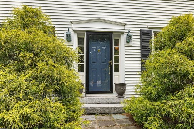 79 Atlantic Avenue, North Hampton, NH 03862