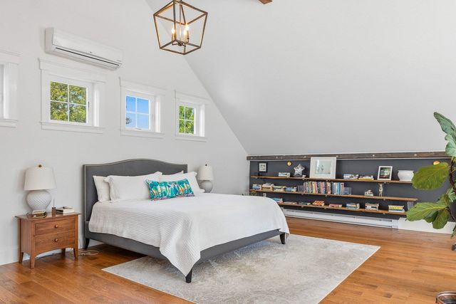 79 Atlantic Avenue, North Hampton, NH 03862