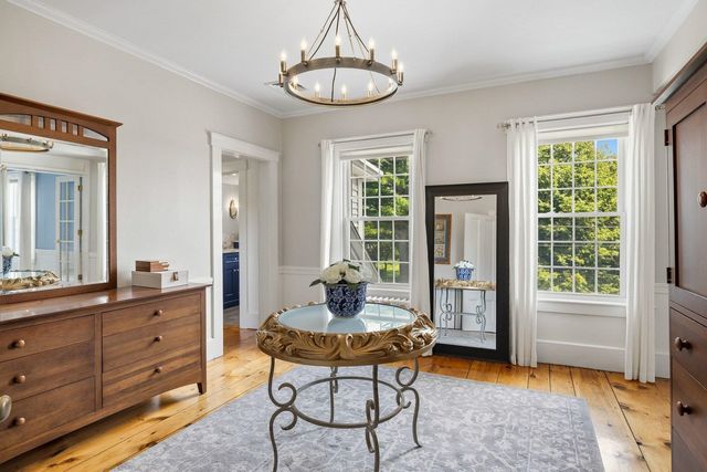79 Atlantic Avenue, North Hampton, NH 03862