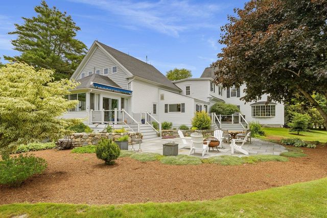 79 Atlantic Avenue, North Hampton, NH 03862