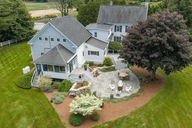 79 Atlantic Avenue, North Hampton, NH 03862
