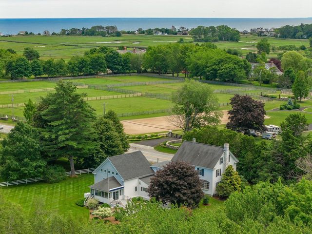 79 Atlantic Avenue, North Hampton, NH 03862