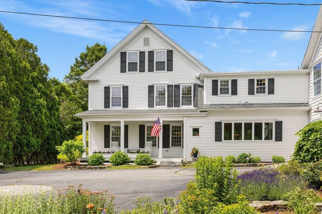 79 Atlantic Avenue, North Hampton, NH 03862