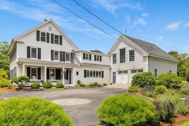79 Atlantic Avenue, North Hampton, NH 03862