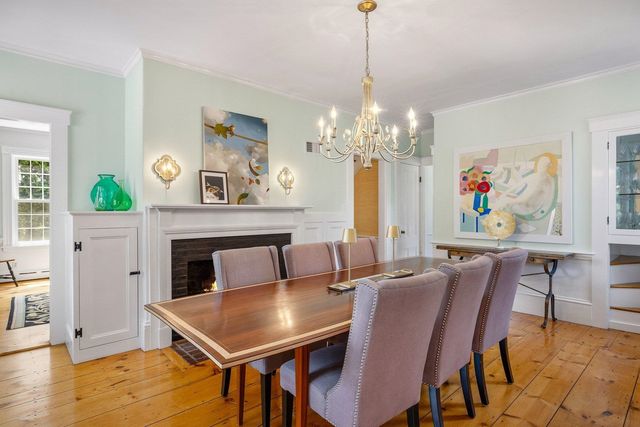 79 Atlantic Avenue, North Hampton, NH 03862