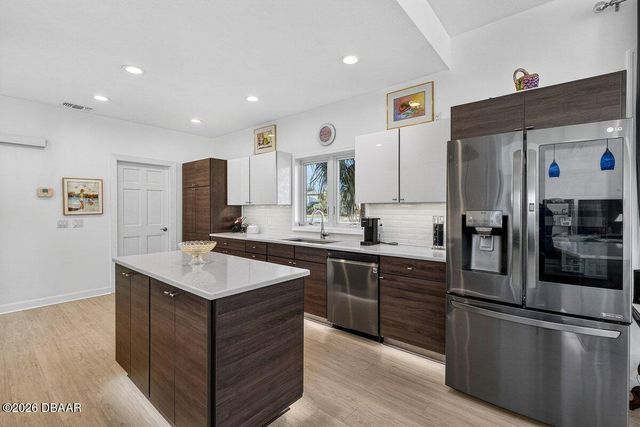 13 Bay Pointe Drive, Ormond Beach, FL 32174