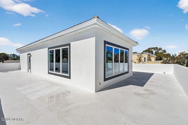 13 Bay Pointe Drive, Ormond Beach, FL 32174