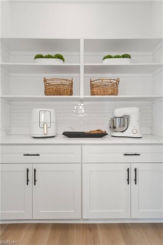 2 Apron DR, Suffolk, VA 23434