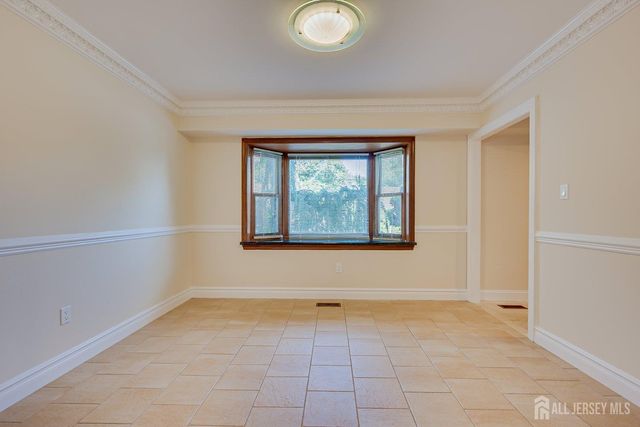 20 Tamarack Road, Franklin, NJ 08873