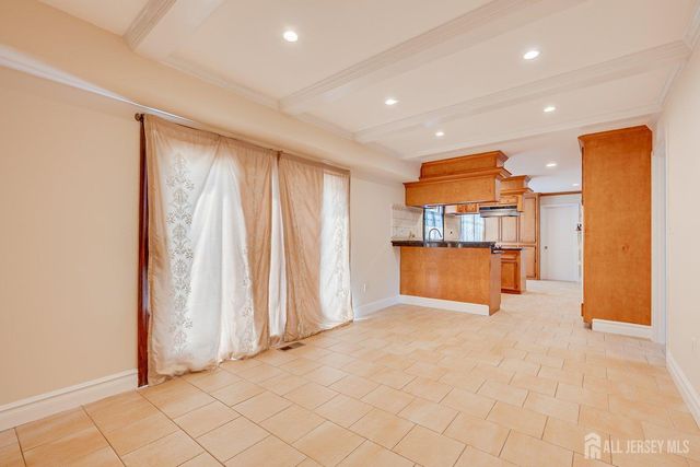 20 Tamarack Road, Franklin, NJ 08873