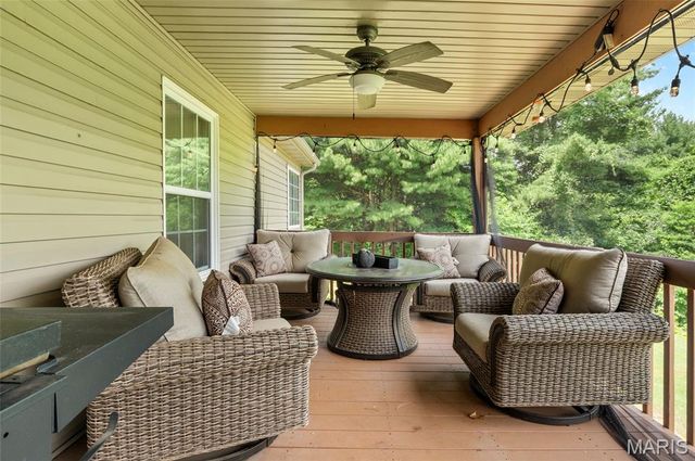 8125 E Mick Road, Edwardsville, IL 62025