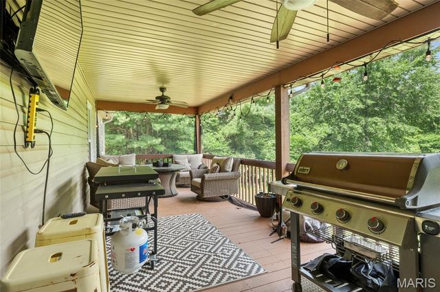 8125 E Mick Road, Edwardsville, IL 62025