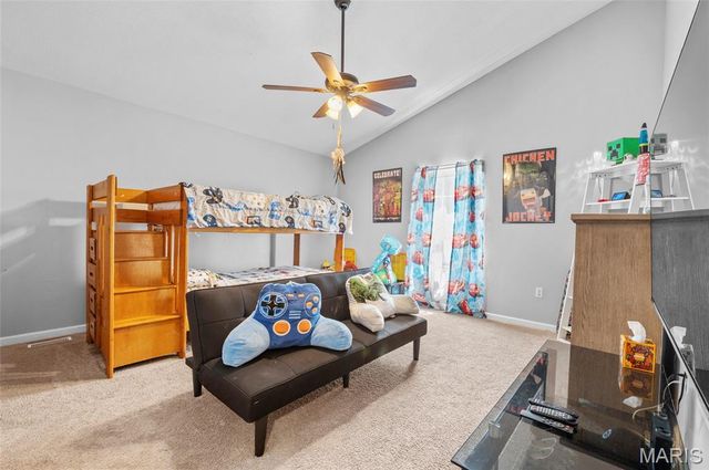 8125 E Mick Road, Edwardsville, IL 62025