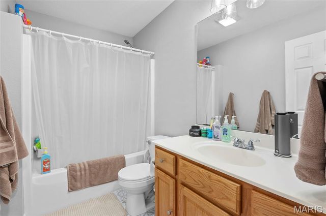 8125 E Mick Road, Edwardsville, IL 62025
