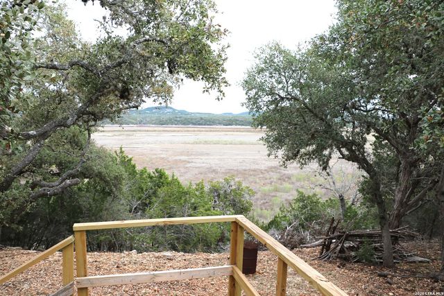 387 private road 1525, Bandera, TX 78003