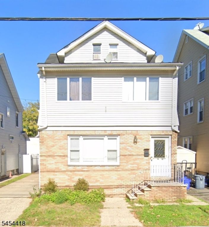 211 Newark Ave, Bloomfield Twp., NJ 07003 — exterior
