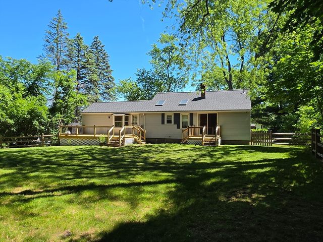 202 Sunnyhill, Lunenburg, MA 01462