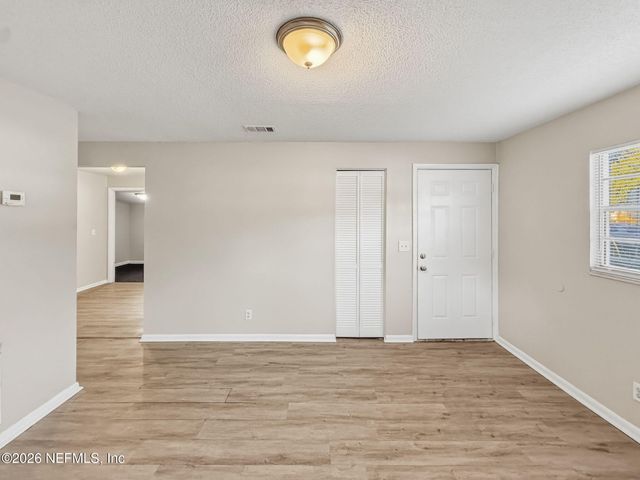 9753 WAYNESBORO Avenue, Jacksonville, FL 32208