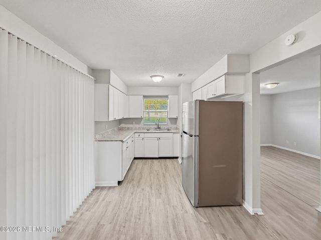 9753 WAYNESBORO Avenue, Jacksonville, FL 32208