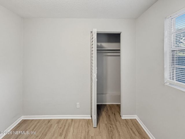 9753 WAYNESBORO Avenue, Jacksonville, FL 32208