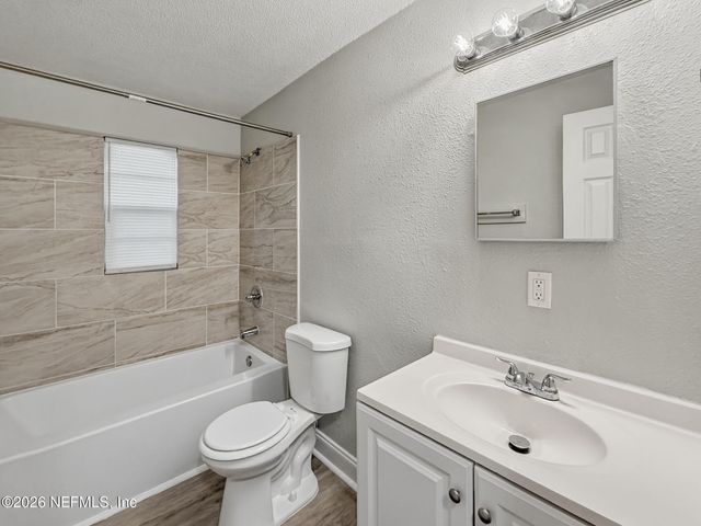 9753 WAYNESBORO Avenue, Jacksonville, FL 32208