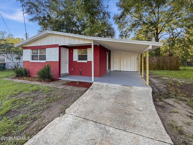 9753 WAYNESBORO Avenue, Jacksonville, FL 32208