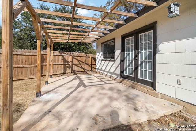 12501 Enchanted Oaks, Live Oak, TX 78233