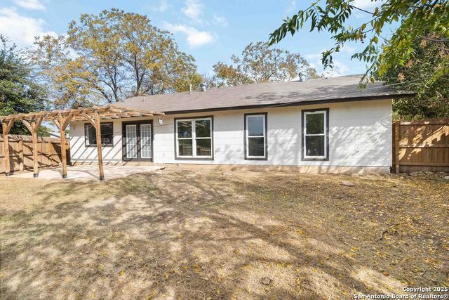 12501 Enchanted Oaks, Live Oak, TX 78233