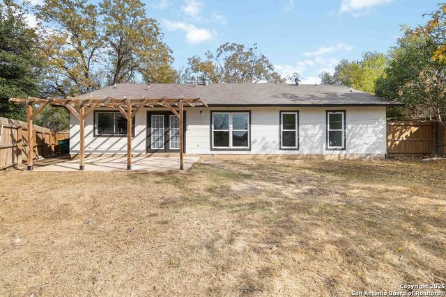 12501 Enchanted Oaks, Live Oak, TX 78233