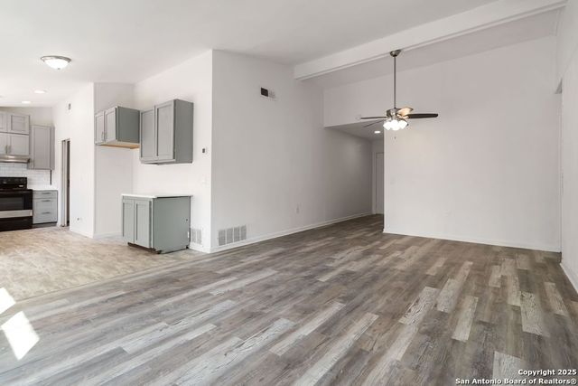 12501 Enchanted Oaks, Live Oak, TX 78233