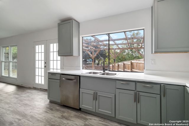 12501 Enchanted Oaks, Live Oak, TX 78233