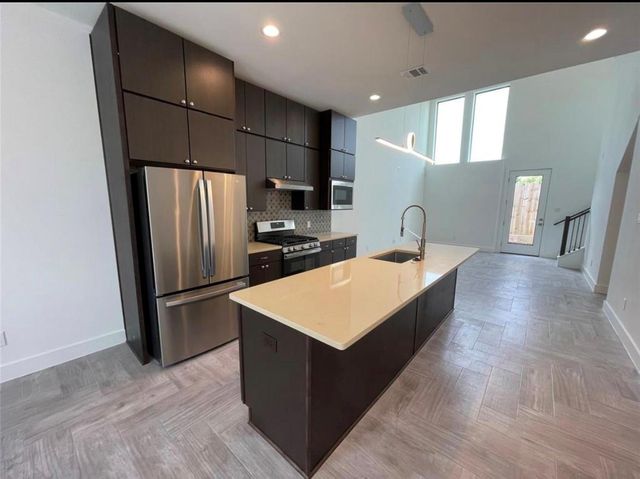 1703 Cedrocanna Lane, Houston, TX 77091