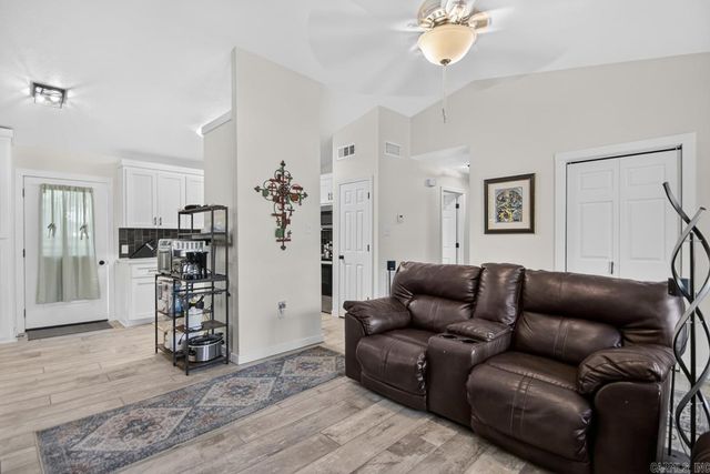 1926 Matt Lane, Hensley, AR 72065